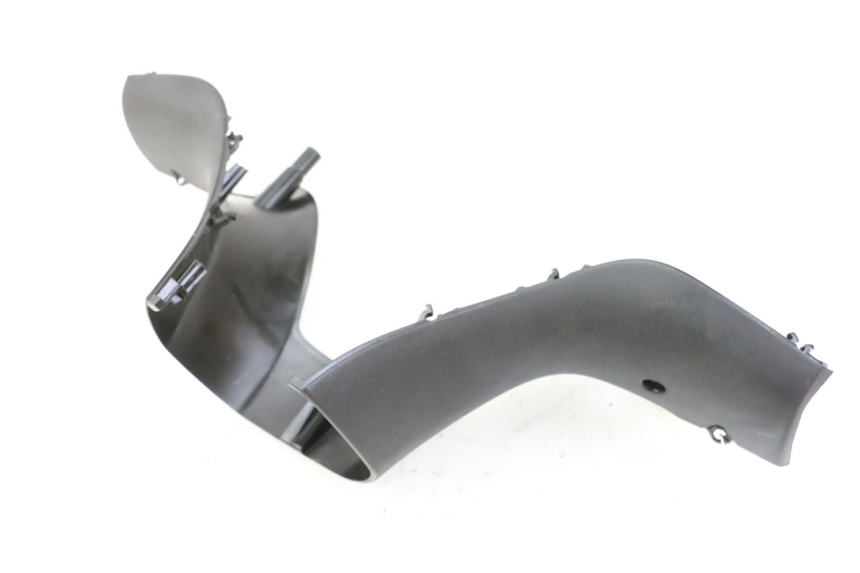 photo de COUVRE GUIDON ARRIERE PIAGGIO MP3 500 (2014 - 2016)