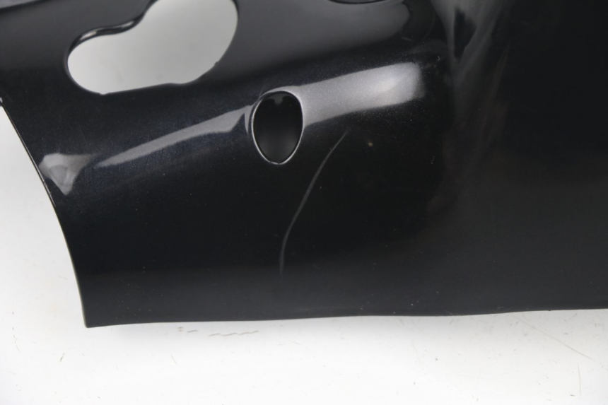 photo de COUVRE GUIDON ARRIERE PIAGGIO VESPA PRIMAVERA 2T 50 (2013 - 2018)