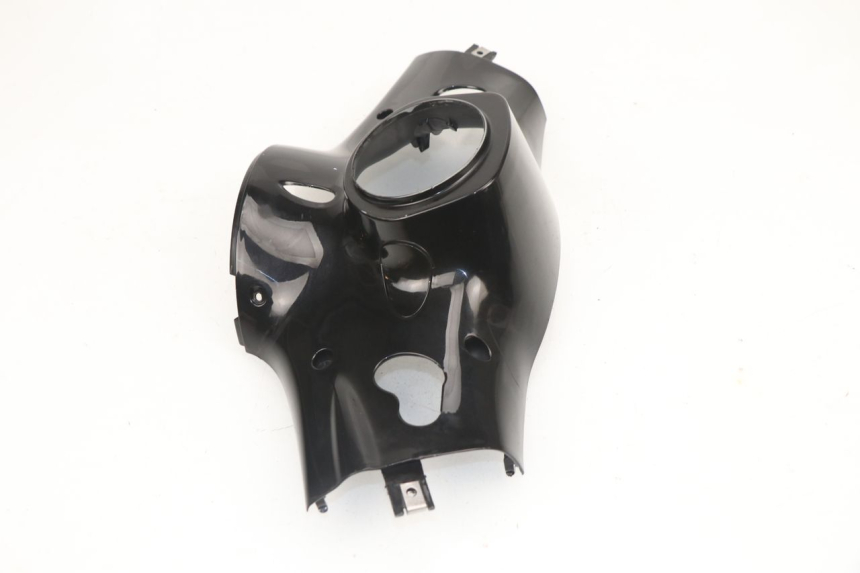 photo de COUVRE GUIDON ARRIERE PIAGGIO VESPA PRIMAVERA 2T 50 (2013 - 2018)