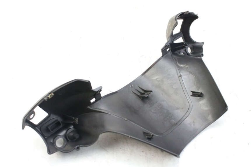 photo de COUVRE GUIDON ARRIERE PIAGGIO X9 EVOLUTION 125 (2003 - 2007)