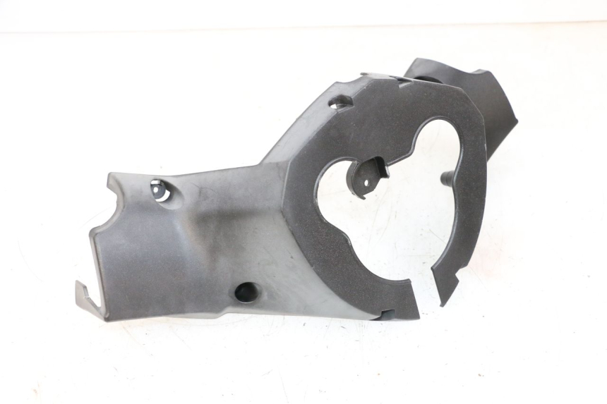 photo de COUVRE GUIDON ARRIERE PEUGEOT SATELIS 125 (2013 - 2018) - Vue principale