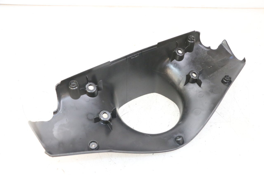 photo de COUVRE GUIDON ARRIERE PEUGEOT SPEEDFIGHT 2 LC 50 (2000 - 2009)