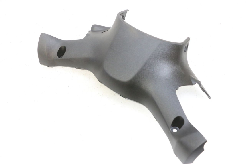 photo de COUVRE GUIDON ARRIERE YAMAHA TRICITY 300 (2020 - 2024) - Vue principale