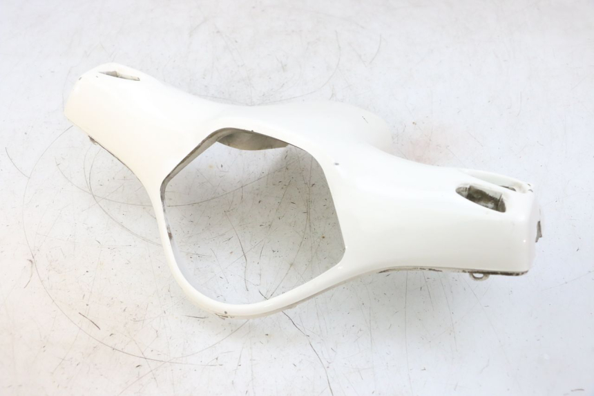 photo de COUVRE GUIDON ARRIERE PIAGGIO VESPA GTS SUPER IE 125 (2009 - 2016) - Marquages et références