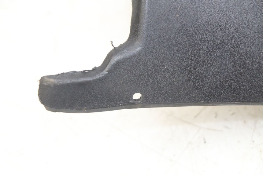 photo de COUVRE GUIDON ARRIERE PEUGEOT VIVACITY 50 (1998 - 2003)