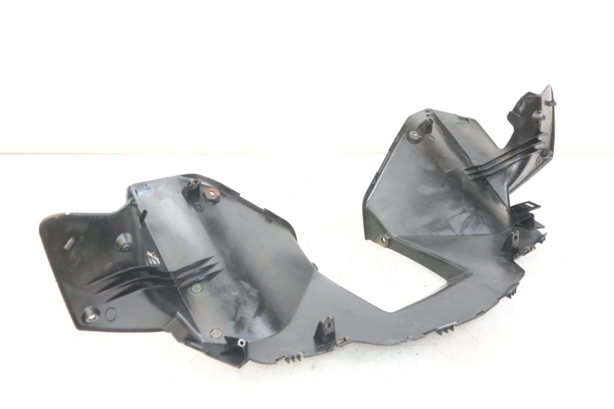 photo de COUVRE GUIDON ARRIERE YAMAHA XMAX X-MAX 125 (2006 - 2009)