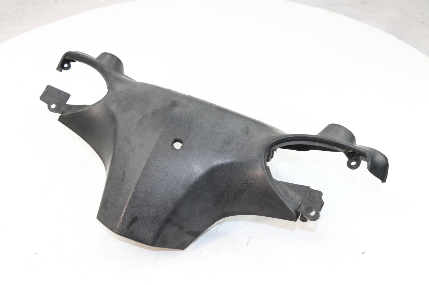 photo de COUVRE GUIDON ARRIERE YAMAHA CYGNUS X 125 (2004 - 2007)