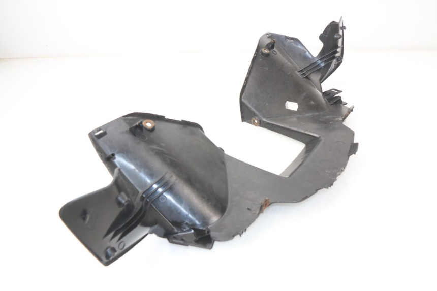 photo de COUVRE GUIDON ARRIERE YAMAHA XMAX X-MAX 125 (2006 - 2009)