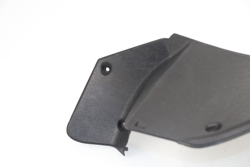 photo de COUVRE GUIDON ARRIERE YAMAHA XMAX X-MAX 125 (2006 - 2009)