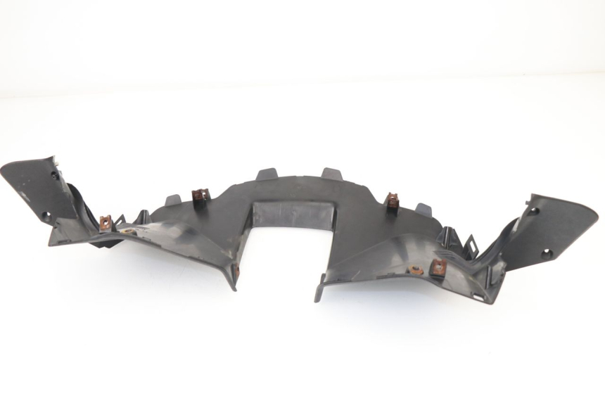 photo de COUVRE GUIDON ARRIERE YAMAHA XMAX X-MAX 125 (2006 - 2009)