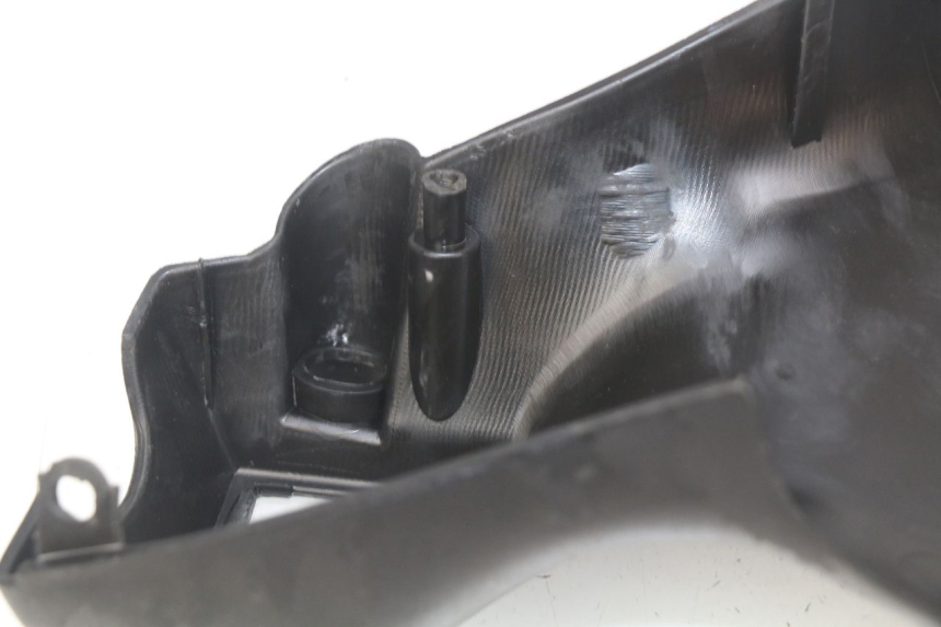 photo de COUVRE GUIDON ARRIERE PIAGGIO ZIP 4T 50 (2018 - 2020)