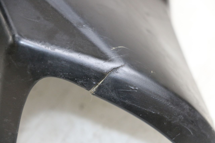 photo de COUVRE GUIDON AVANT KYMCO AGILITY PREMIUM 50 (2007 - 2010)