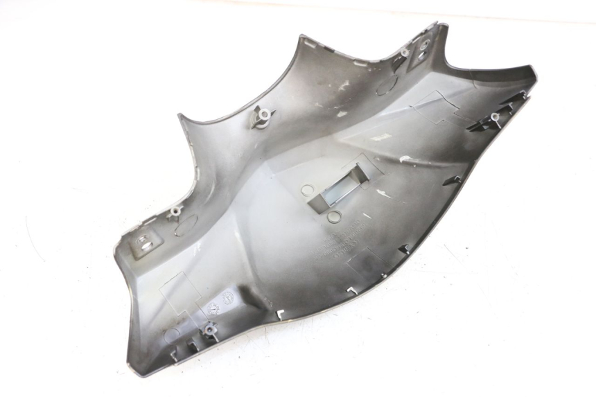 photo de COUVRE GUIDON AVANT KYMCO AGILITY PREMIUM 50 (2007 - 2010)