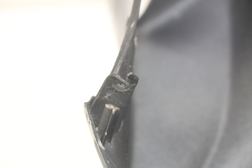 photo de COUVRE GUIDON AVANT PIAGGIO BEVERLY 125 (2010 - 2015)