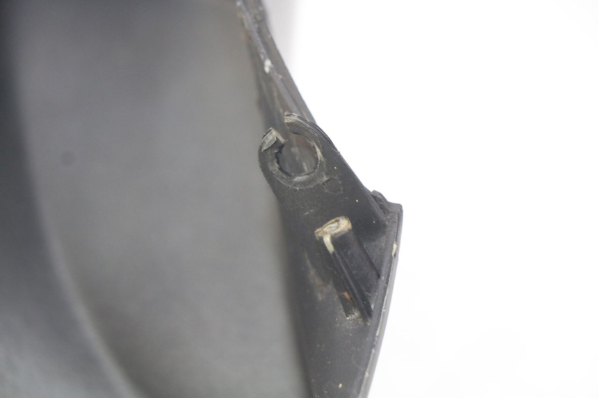 photo de COUVRE GUIDON AVANT PIAGGIO BEVERLY 125 (2010 - 2015)