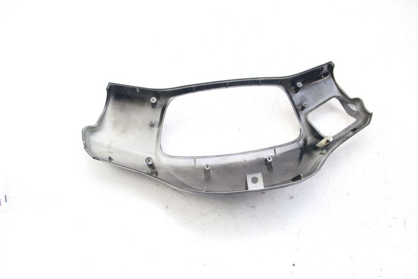 photo de COUVRE GUIDON AVANT MBK BOOSTER SPIRIT 50 (2004 - 2017)