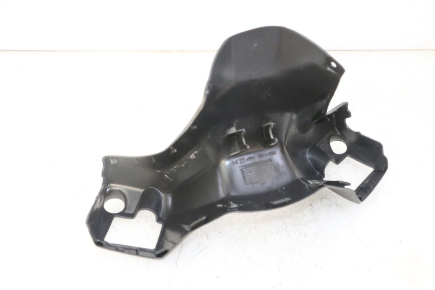 photo de COUVRE GUIDON AVANT SUZUKI BURGMAN 125 (2007 - 2014)