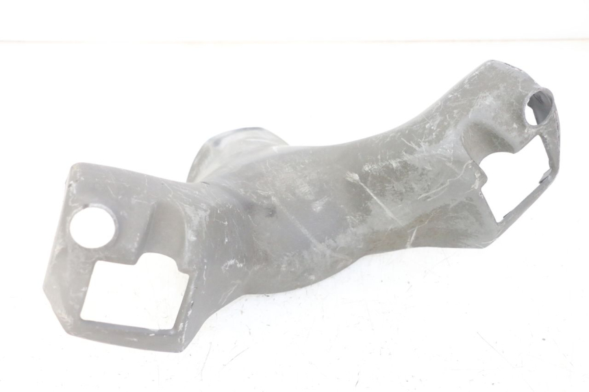 photo de COUVRE GUIDON AVANT SUZUKI BURGMAN 125 (2007 - 2014)