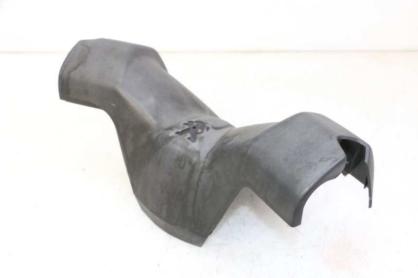 photo de COUVRE GUIDON AVANT PEUGEOT CITYSTAR 50 (2013 - 2017)