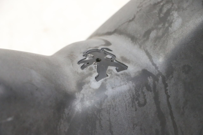 photo de COUVRE GUIDON AVANT PEUGEOT CITYSTAR 50 (2013 - 2017)