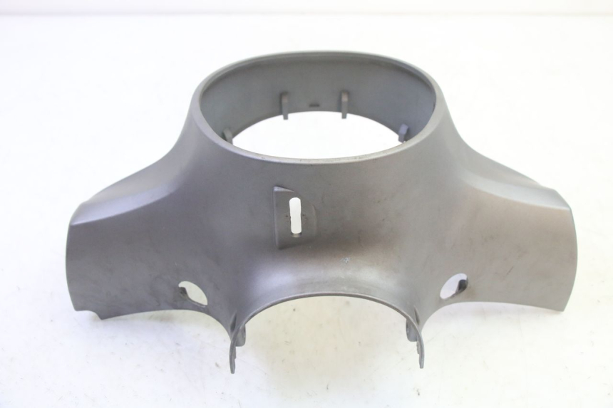 photo de COUVRE GUIDON AVANT SYM FIDDLE 3 III 125 (2014 - 2020) - Zoom état d’usage