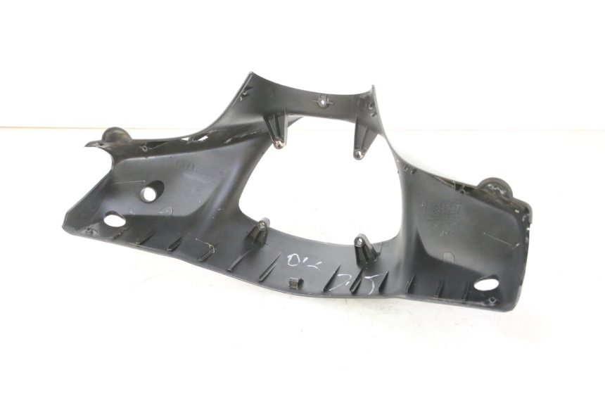 photo de COUVRE GUIDON AVANT PIAGGIO FLY 2T 50 (2004 - 2017)