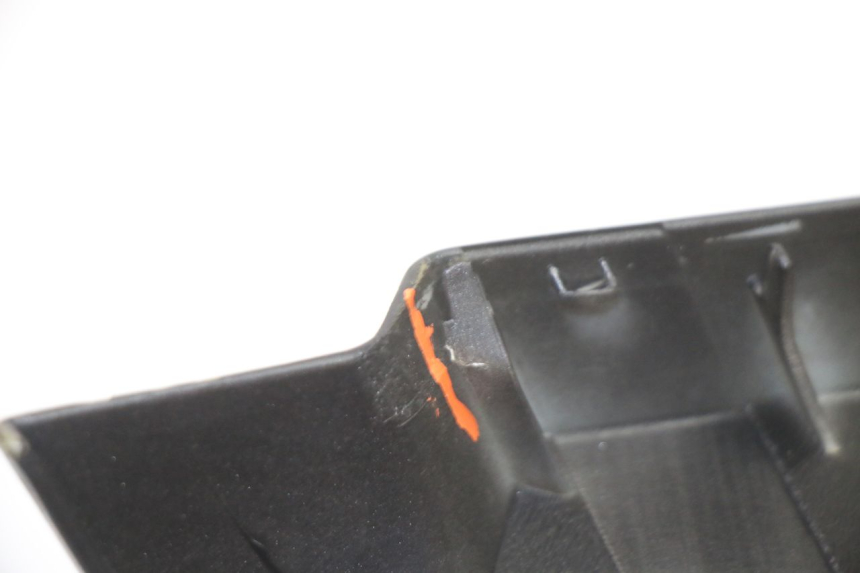 photo de COUVRE GUIDON AVANT VENESI FLY RETRO 4T 50 (2020 - 2025)