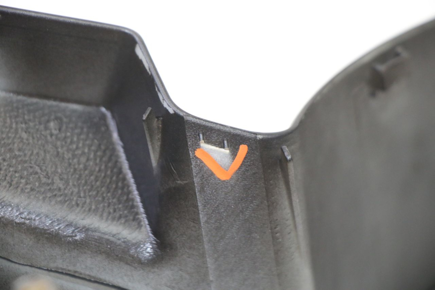 photo de COUVRE GUIDON AVANT VENESI FLY RETRO 4T 50 (2020 - 2025)