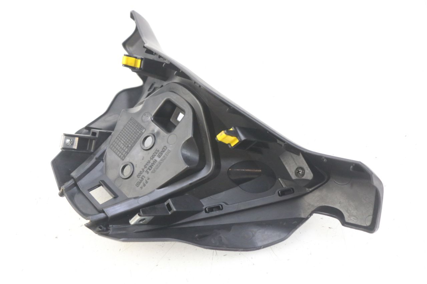 photo de COUVRE GUIDON AVANT HONDA FORZA 125 (2015 - 2016)