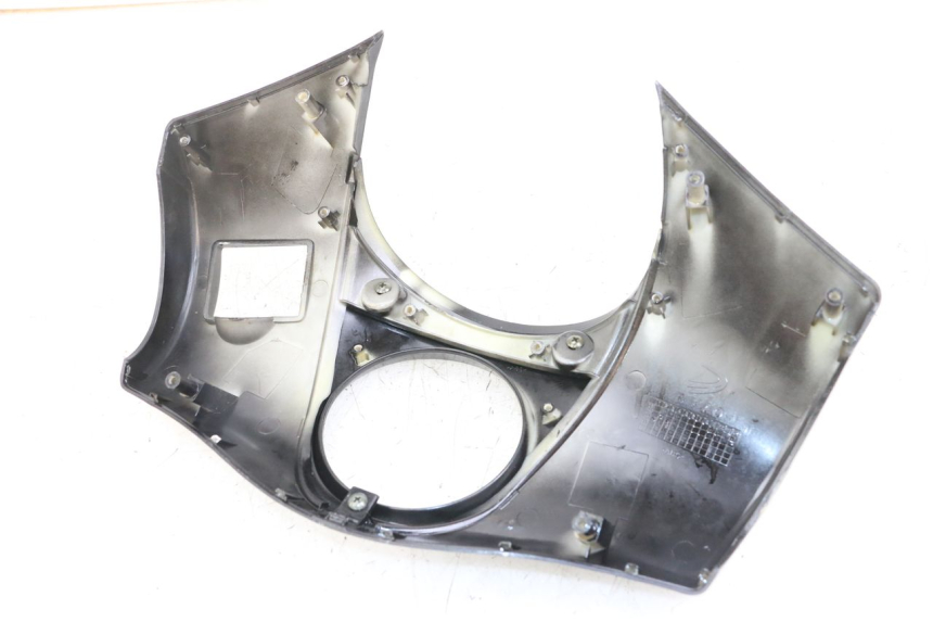 photo de COUVRE GUIDON AVANT GOES WIKI 125 (2010 - 2015) - État de surface