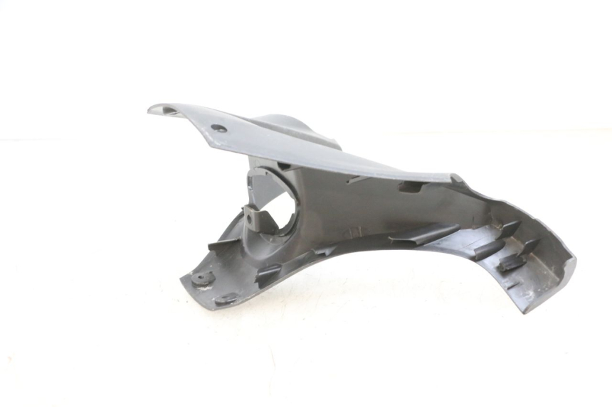 photo de COUVRE GUIDON AVANT SYM GTS EVO 125 (2009 - 2013) - Détail de la pièce