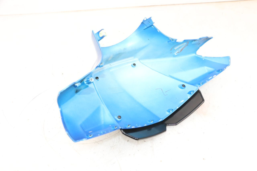 photo de COUVRE GUIDON AVANT PEUGEOT KISBEE 4T 50 (2010 - 2017) - Zoom composants