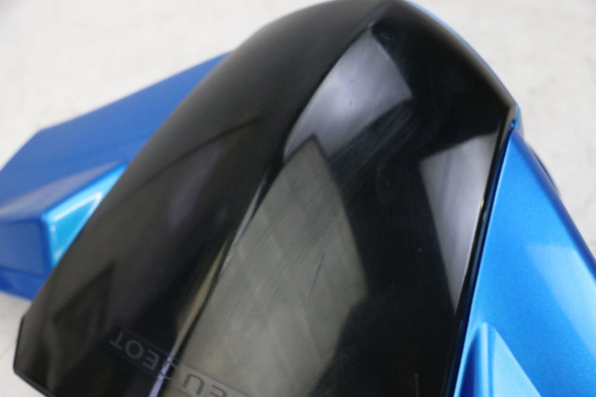 photo de COUVRE GUIDON AVANT PEUGEOT KISBEE 4T 50 (2010 - 2017) - Gros plan technique