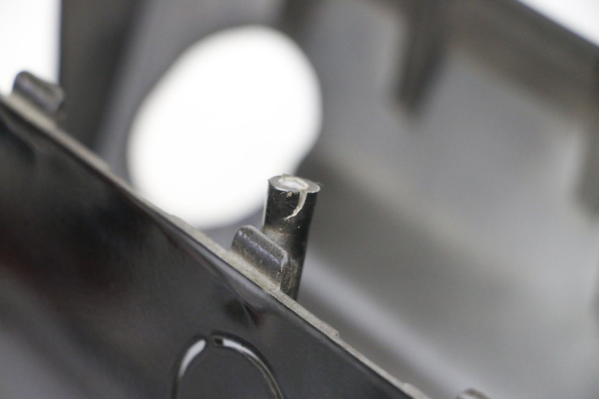 photo de COUVRE GUIDON AVANT KYMCO LIKE 125 (2009 - 2016) - Points de fixation