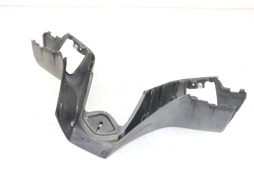 photo de COUVRE GUIDON AVANT PIAGGIO MP3 LT 300 (2010 - 2016)