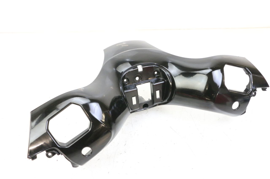 photo de COUVRE GUIDON AVANT PIAGGIO MP3 500 (2014 - 2016)