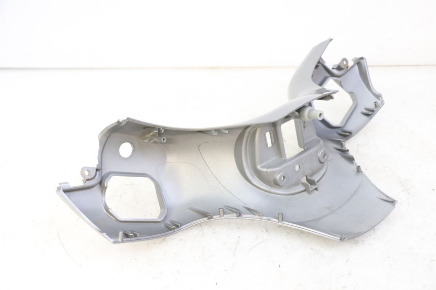 photo de COUVRE GUIDON AVANT PIAGGIO MP3 500 (2014 - 2016)