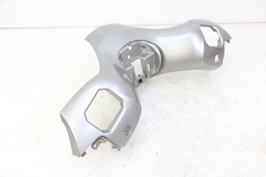 photo de COUVRE GUIDON AVANT PIAGGIO MP3 500 (2014 - 2016)