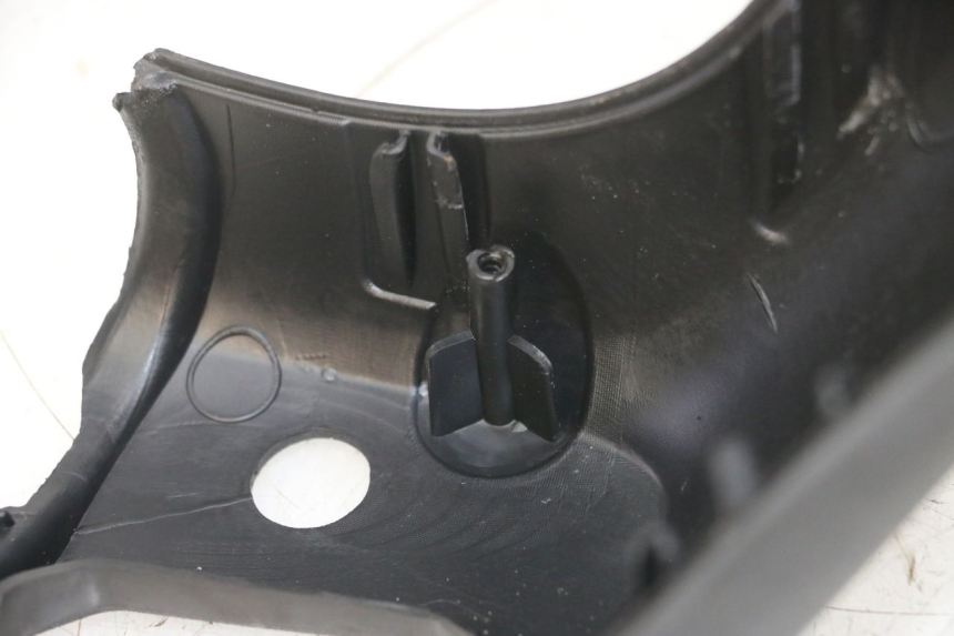 photo de COUVRE GUIDON AVANT PIAGGIO MP3 500 (2016 - 2018) - Zoom état d’usage