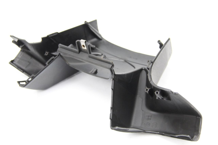 photo de COUVRE GUIDON AVANT GILERA NEXUS 125 (2009 - 2013)