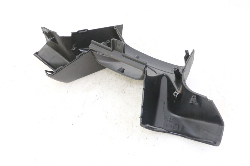 photo de COUVRE GUIDON AVANT GILERA NEXUS 125 (2009 - 2013)