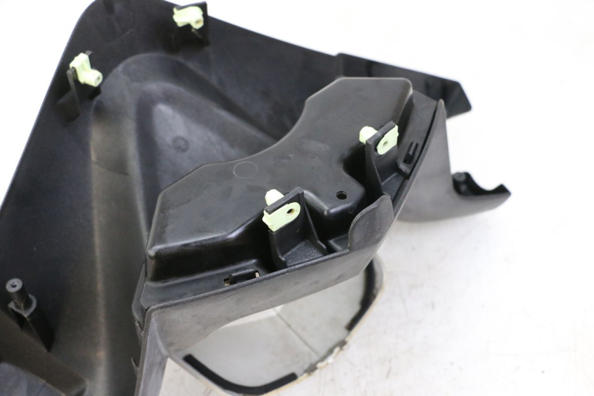 photo de COUVRE GUIDON AVANT PEUGEOT SATELIS COMPRESSOR K15 125 (2006 - 2009)