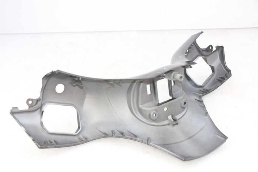 photo de COUVRE GUIDON AVANT PIAGGIO MP3 500 (2014 - 2016)
