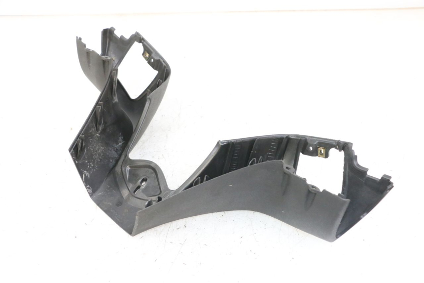 photo de COUVRE GUIDON AVANT PIAGGIO MP3 125 (2006 - 2014)