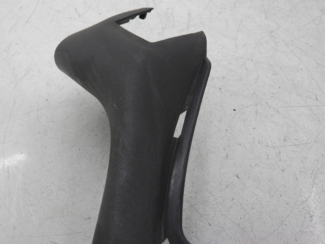 photo de COUVRE GUIDON AVANT PIAGGIO X9 EVOLUTION 125 (2003 - 2007)