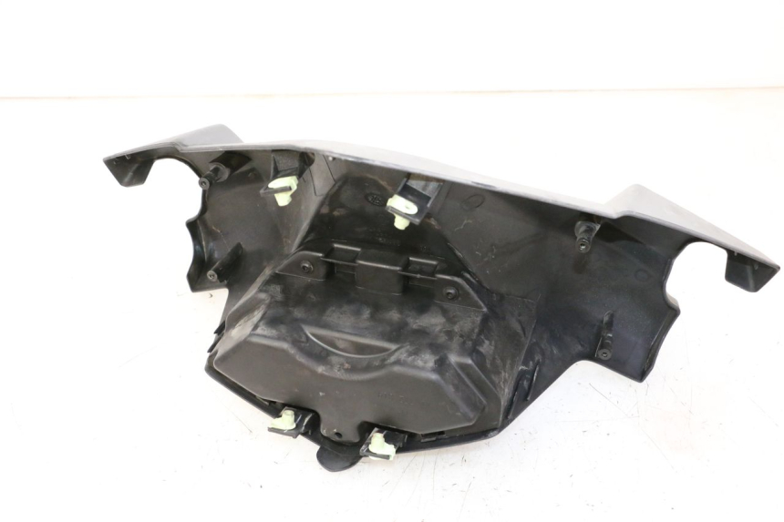 photo de COUVRE GUIDON AVANT PEUGEOT SATELIS 125 (2010 - 2012)