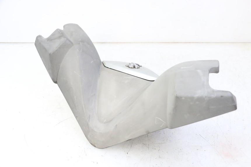 photo de COUVRE GUIDON AVANT PEUGEOT SATELIS 125 (2010 - 2012)