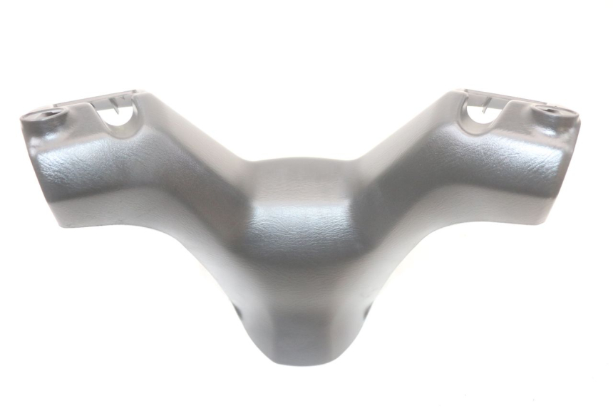 photo de COUVRE GUIDON AVANT SUZUKI BURGMAN 125 (2018 - 2021)