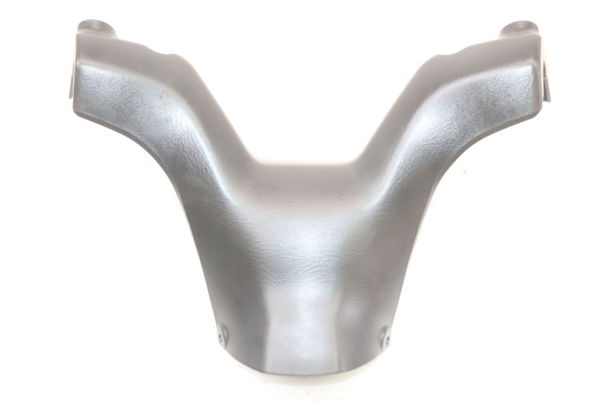 photo de COUVRE GUIDON AVANT SUZUKI BURGMAN 125 (2018 - 2021)
