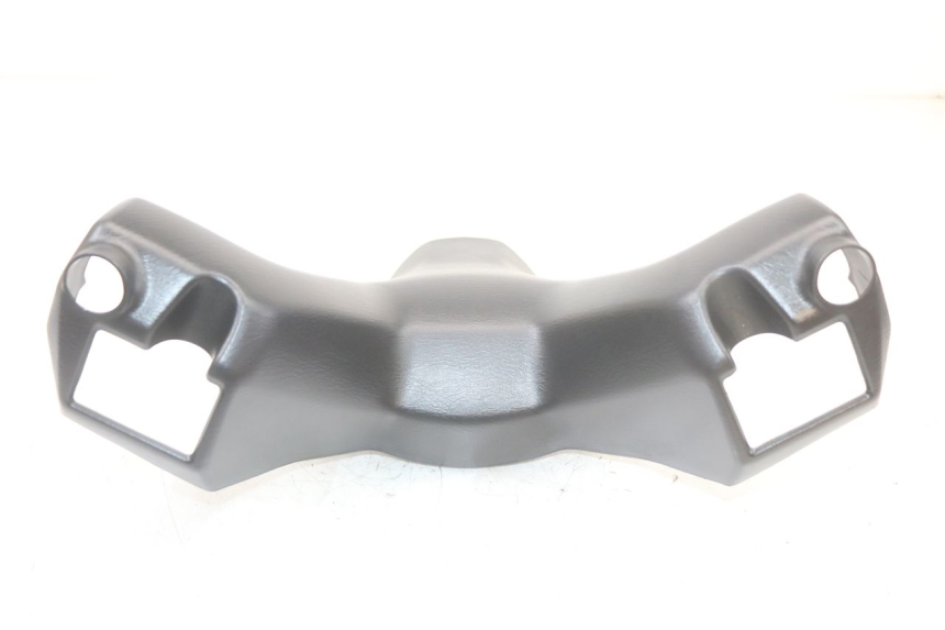 photo de COUVRE GUIDON AVANT SUZUKI BURGMAN 125 (2018 - 2021)